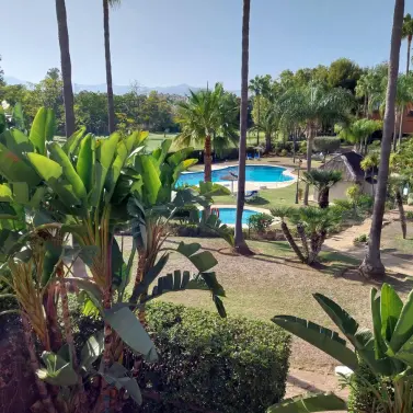 Долгосрочная аренда дома на две семьи в Guadalmina Baja