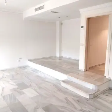 Долгосрочная аренда дома на две семьи в Guadalmina Baja