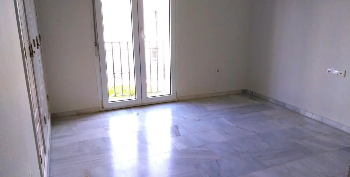 Долгосрочная аренда дома на две семьи в Guadalmina Baja 9