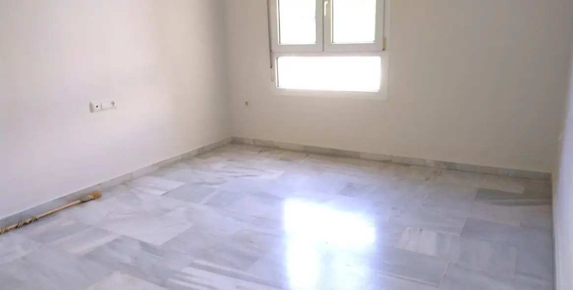 Долгосрочная аренда дома на две семьи в Guadalmina Baja 21