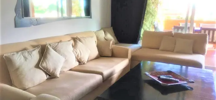 Alquiler a largo plazo de ático en Puerto Banús 1