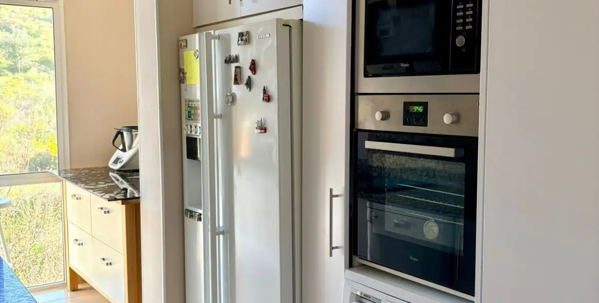 Продажа апартаментов на среднем этаже в Calahonda 9