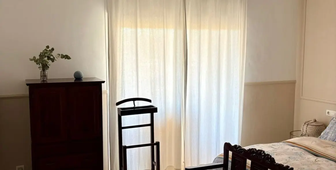 Продажа апартаментов на среднем этаже в Calahonda 12