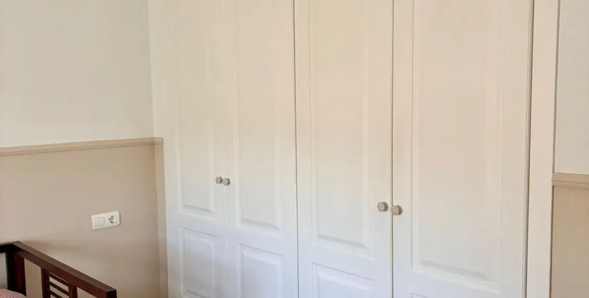 Продажа апартаментов на среднем этаже в Calahonda 18