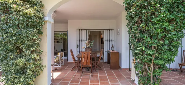 Sale of ground floor apartment in La Quinta 4