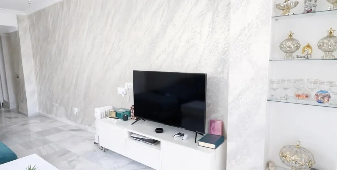 Sale of ground floor apartment in Aloha 4