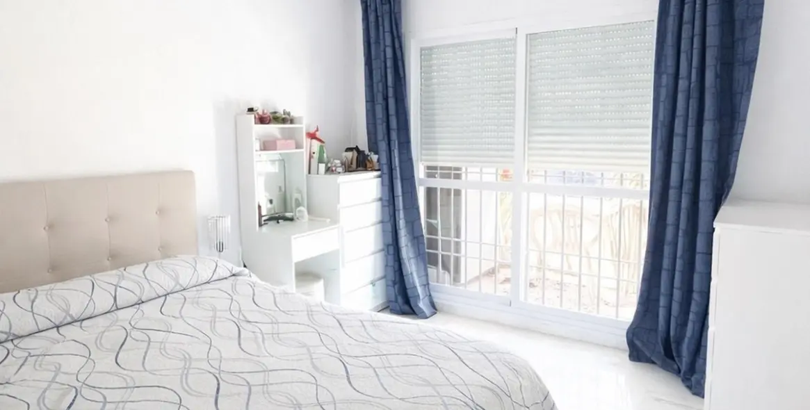 Sale of ground floor apartment in Aloha 7