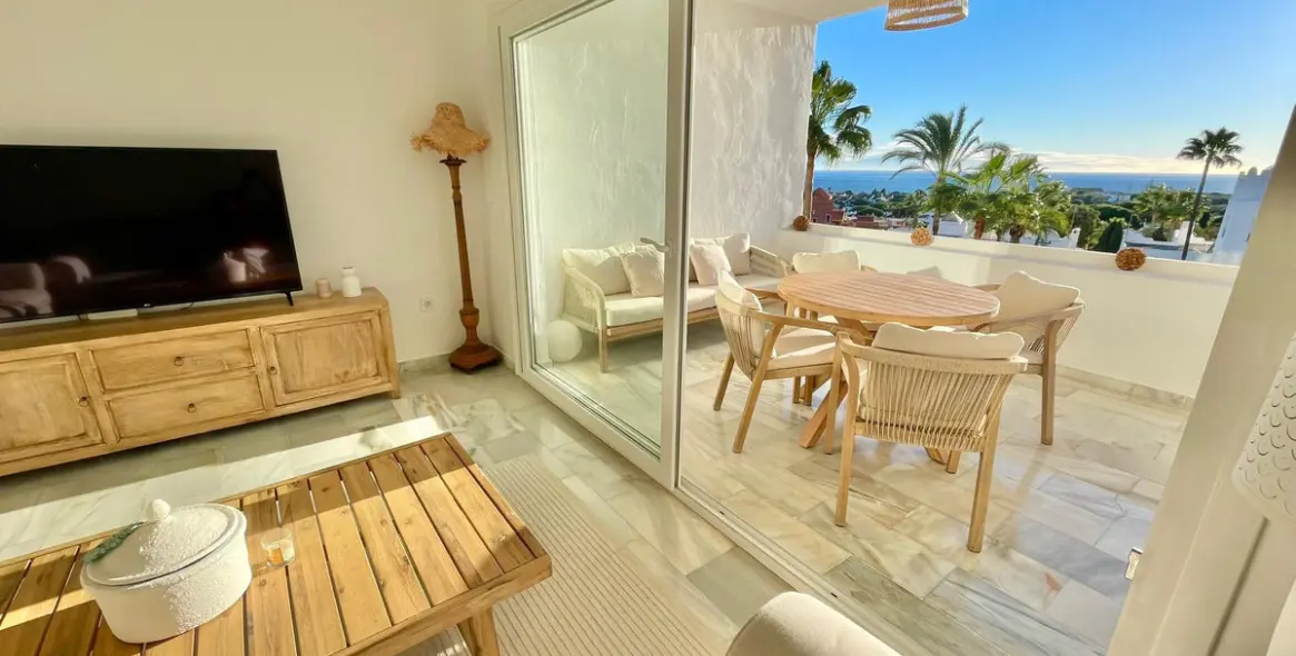 Sale of middle floor apartment in Reserva de Marbella 1