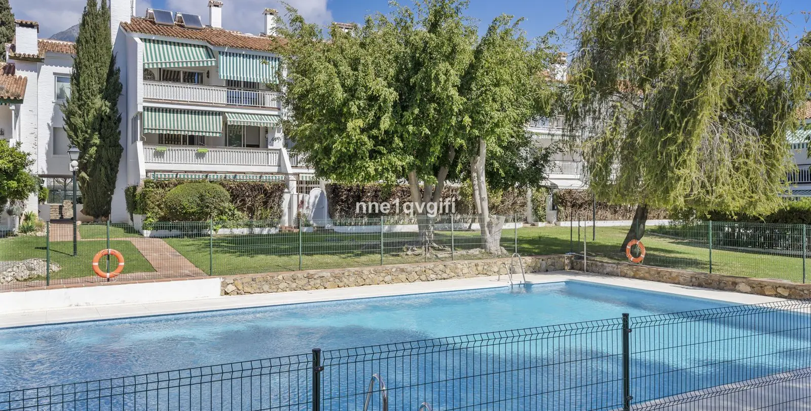 Sale of middle floor apartment in Nagüeles 3