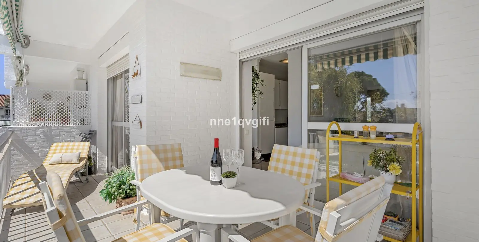 Sale of middle floor apartment in Nagüeles 12