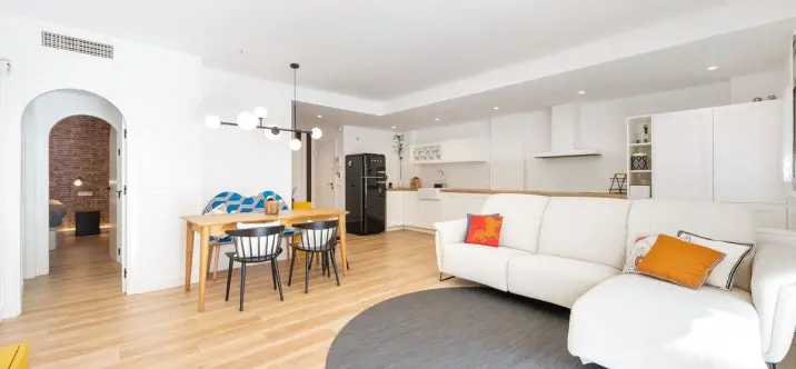 Sale of ground floor apartment in Estepona 1