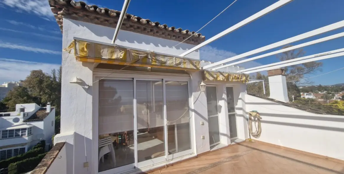 Sale of penthouse duplex in Costabella 4