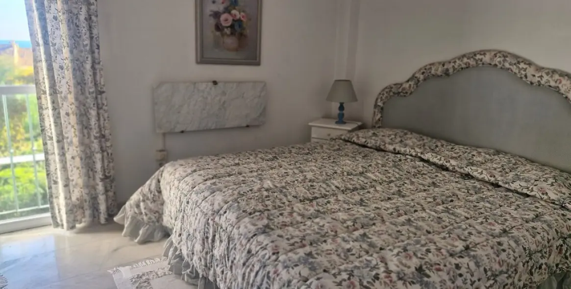 Sale of penthouse duplex in Costabella 11