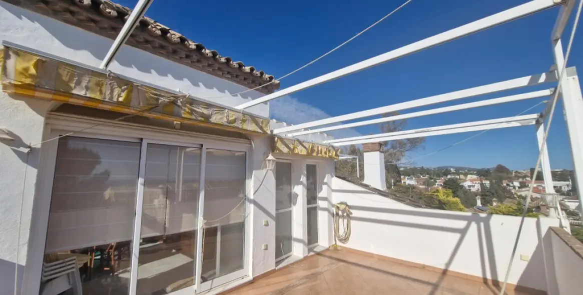 Sale of penthouse duplex in Costabella 16