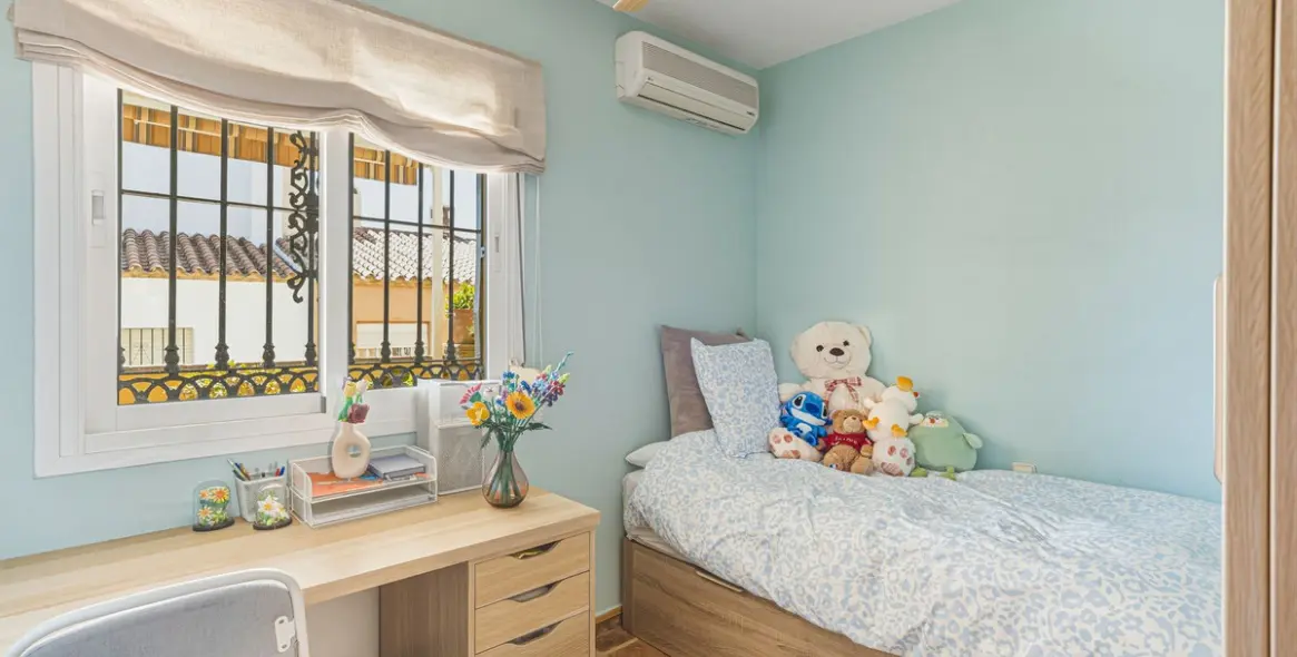 Продажа таунхауса в Las Lagunas 14