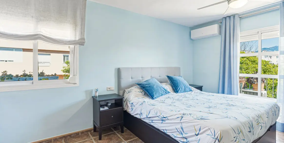 Продажа таунхауса в Las Lagunas 16