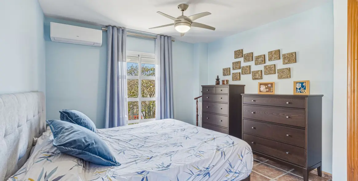 Продажа таунхауса в Las Lagunas 17