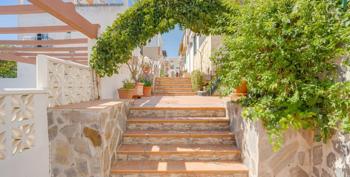 Продажа таунхауса в Las Lagunas 29