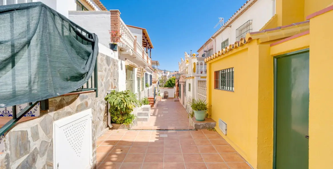 Продажа таунхауса в Las Lagunas 30