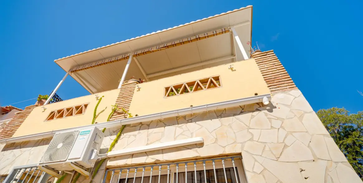 Продажа таунхауса в Las Lagunas 33