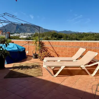 Venta de ático en Estepona