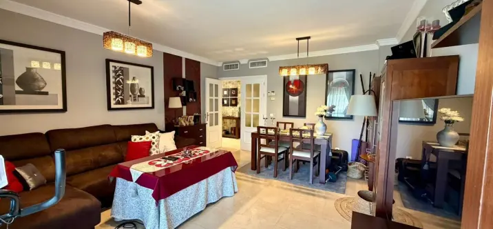 Sale of penthouse in Estepona 4