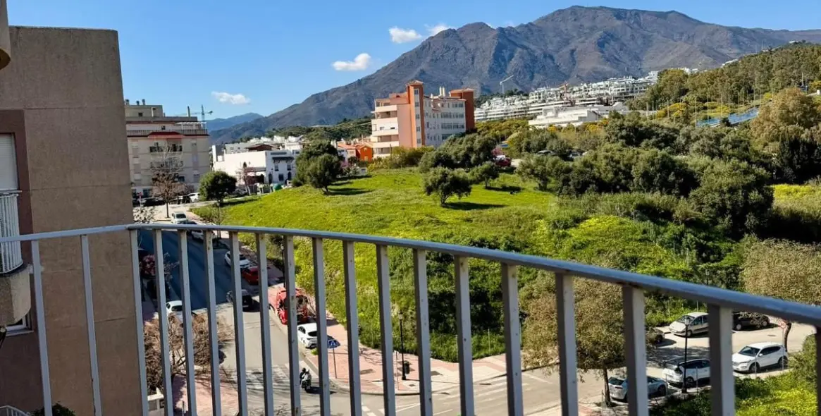 Sale of penthouse in Estepona 21