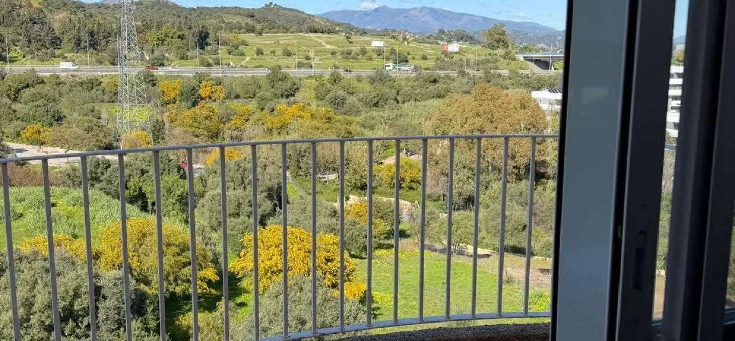Продажа пентхауса в Estepona 1