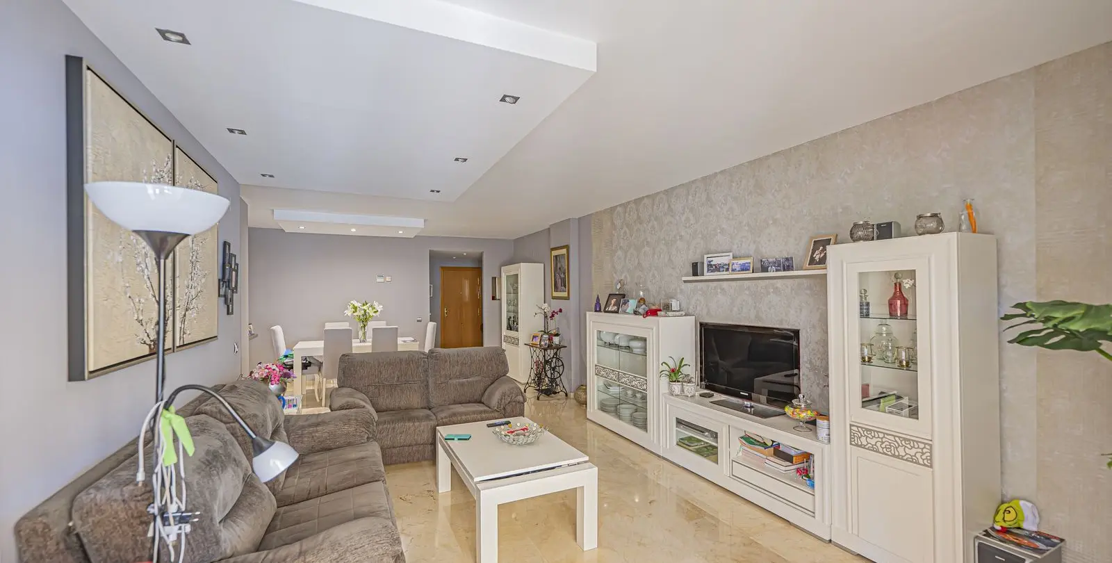 Sale of middle floor apartment in Guadalmina Alta 3