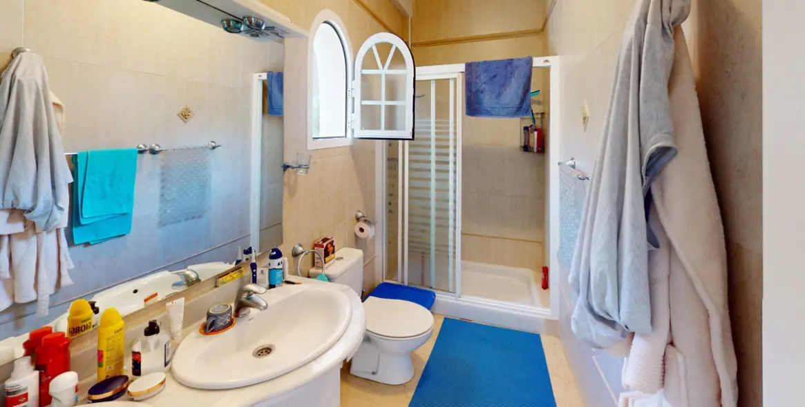 Продажа  отдельно стоящей виллы в Algarrobo 23