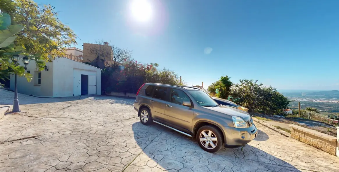 Продажа  отдельно стоящей виллы в Algarrobo 40