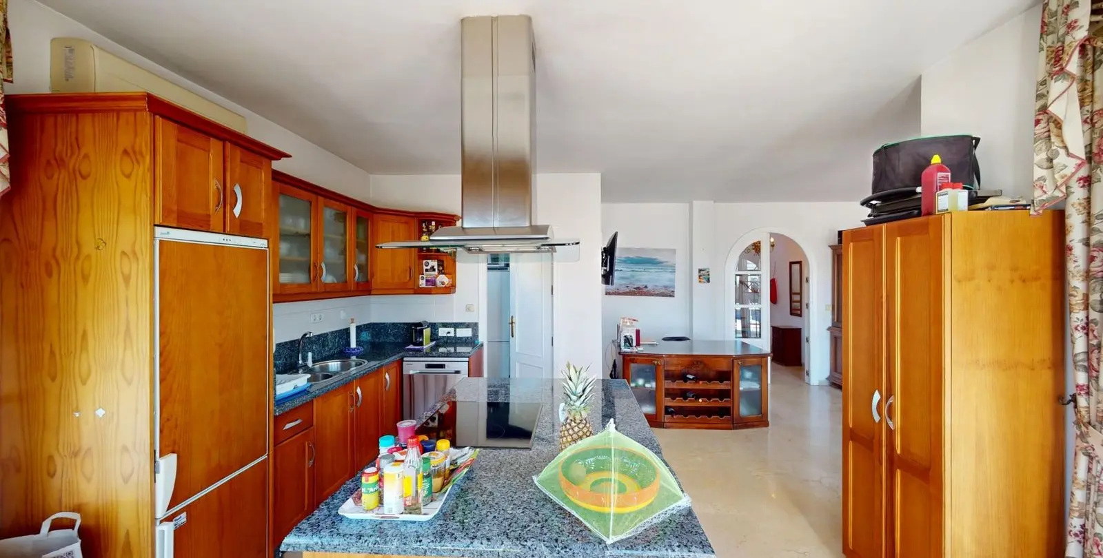 Продажа  отдельно стоящей виллы в Algarrobo 12