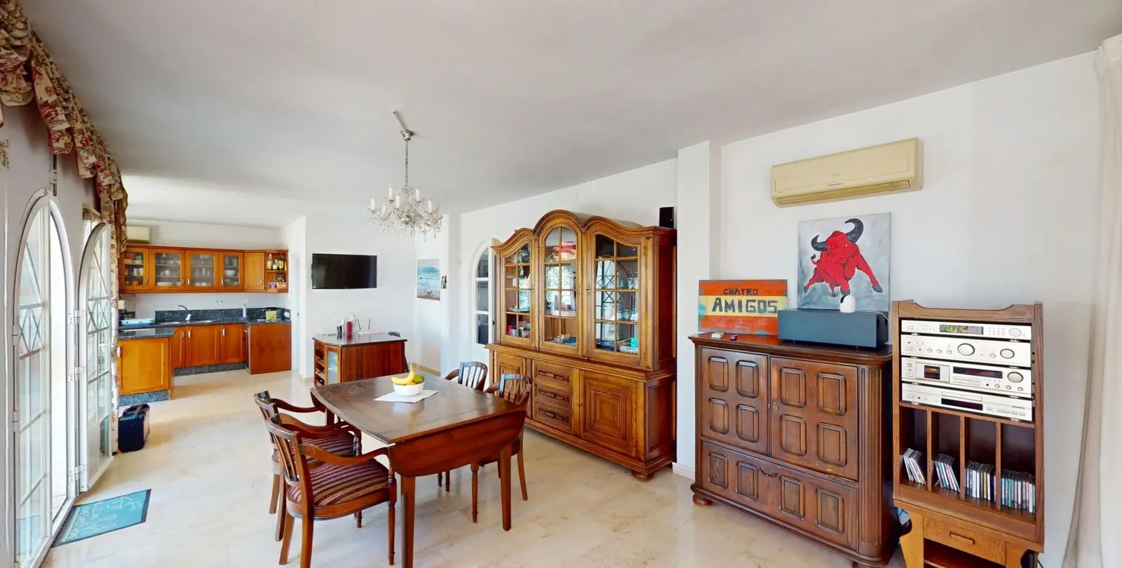 Продажа  отдельно стоящей виллы в Algarrobo 16