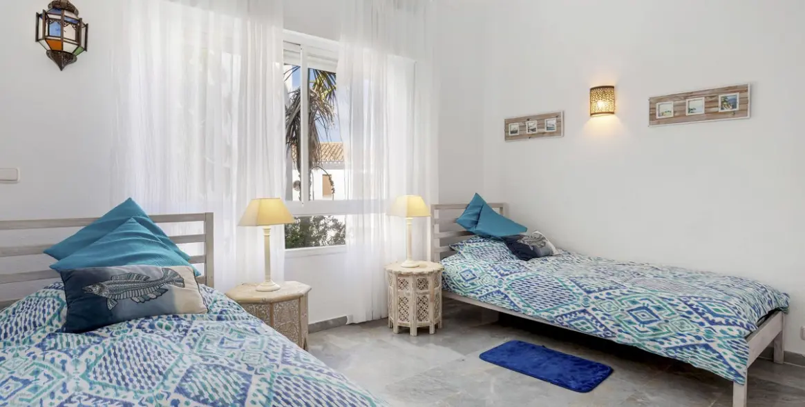 Venta de adosado en Estepona 16