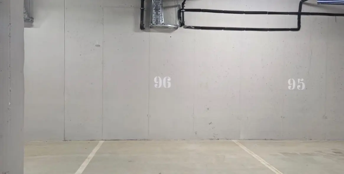 Sale of middle floor apartment in Fuengirola 11