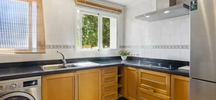 Venta de ático dúplex en Nueva Andalucía 1