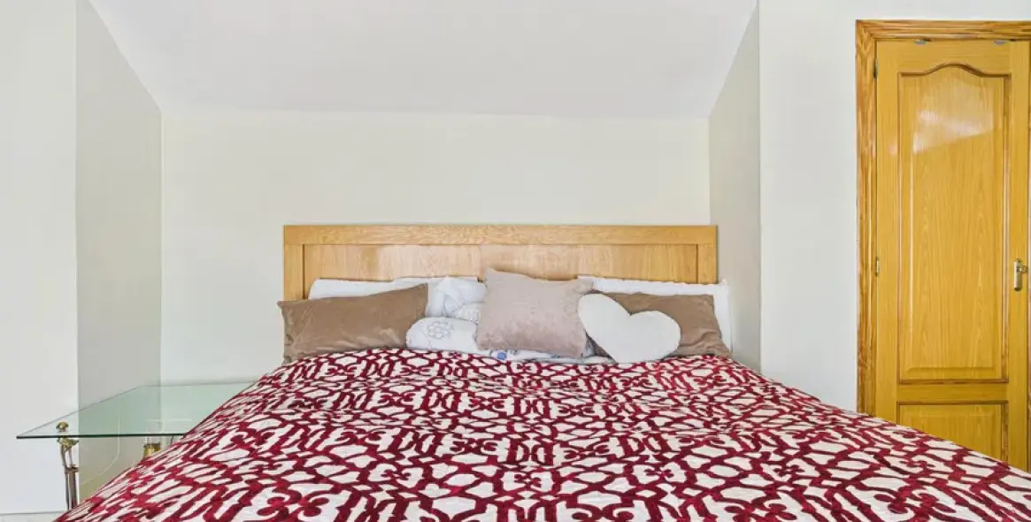 Sale of penthouse duplex in Nueva Andalucía 12