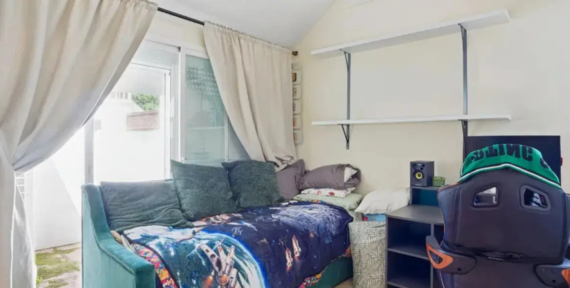 Sale of penthouse duplex in Nueva Andalucía 16