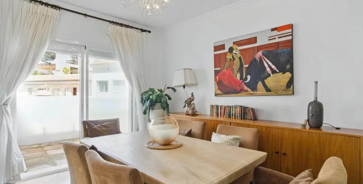 Sale of penthouse duplex in Nueva Andalucía 17