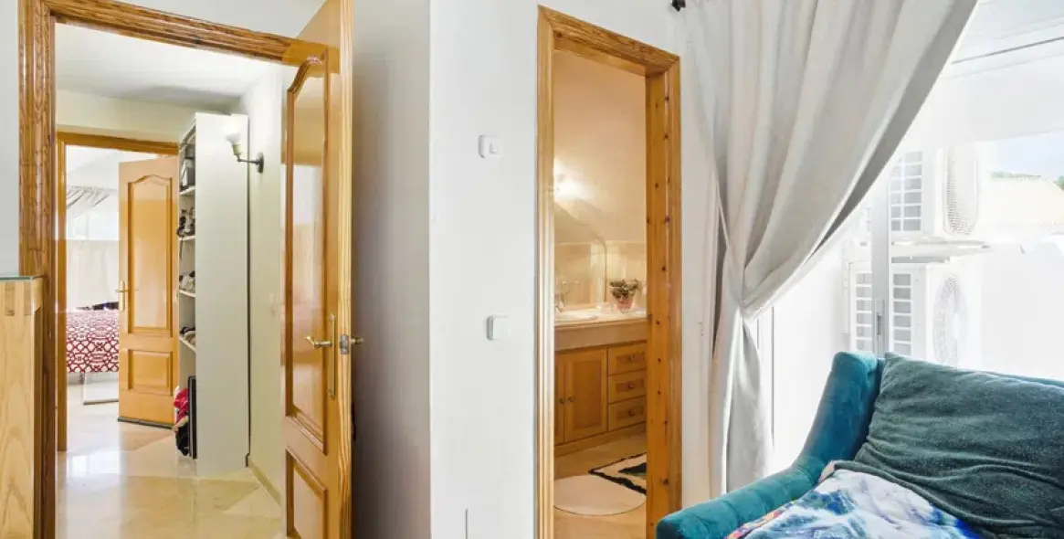 Sale of penthouse duplex in Nueva Andalucía 21