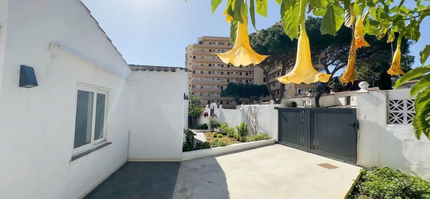 Venta de casa pareada en Calahonda 3