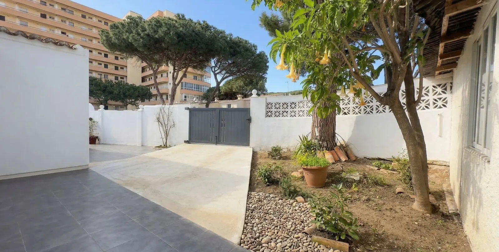 Venta de casa pareada en Calahonda 5