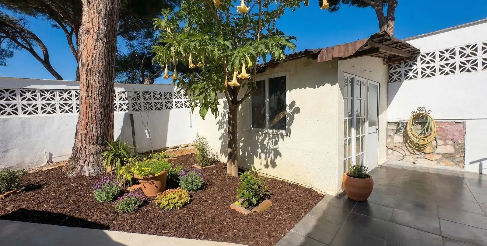 Venta de casa pareada en Calahonda 22