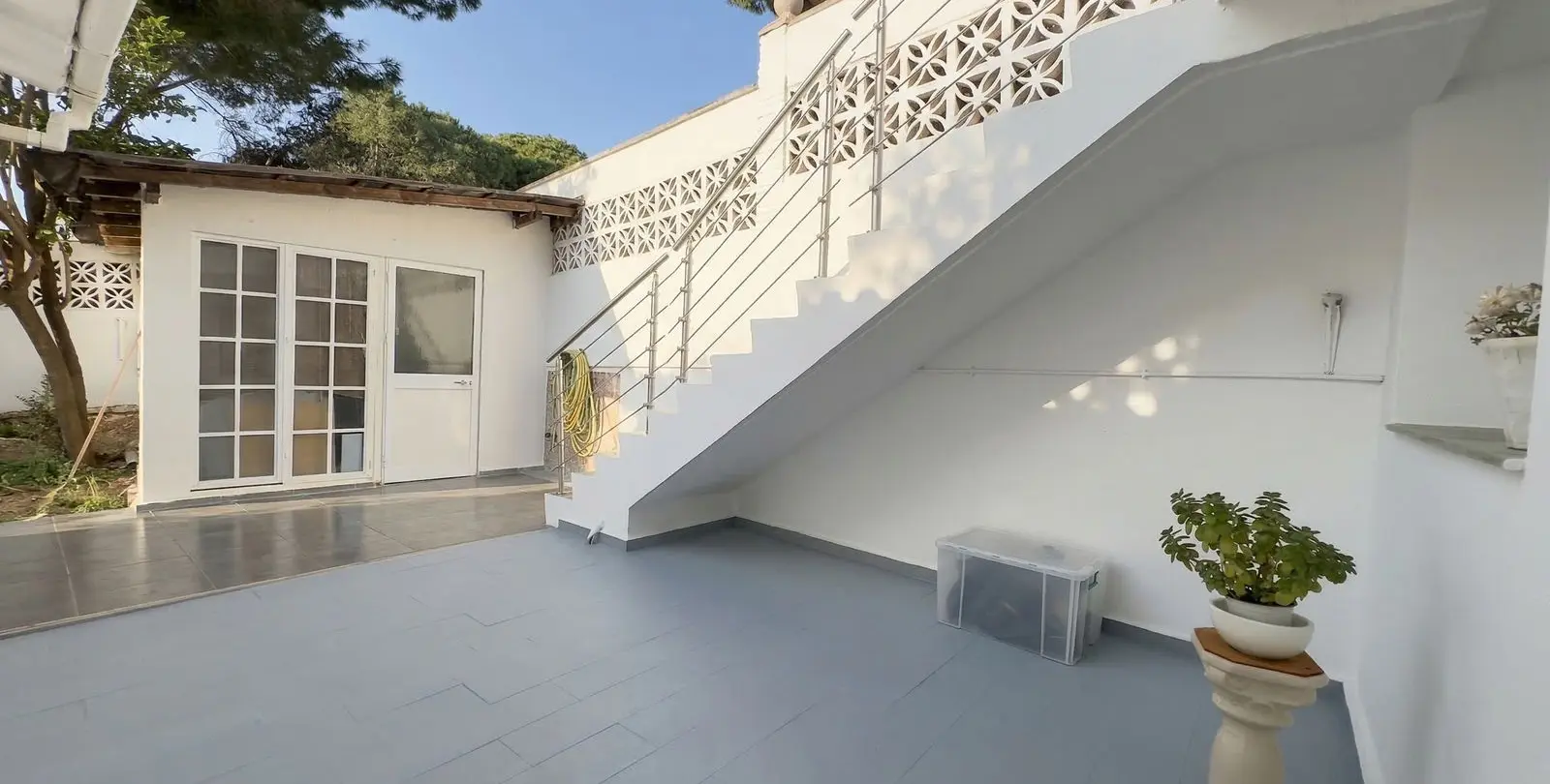 Venta de casa pareada en Calahonda 23