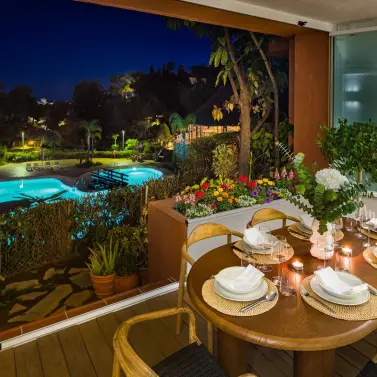 Продажа апартаментов на первом этаже в Nueva Andalucía