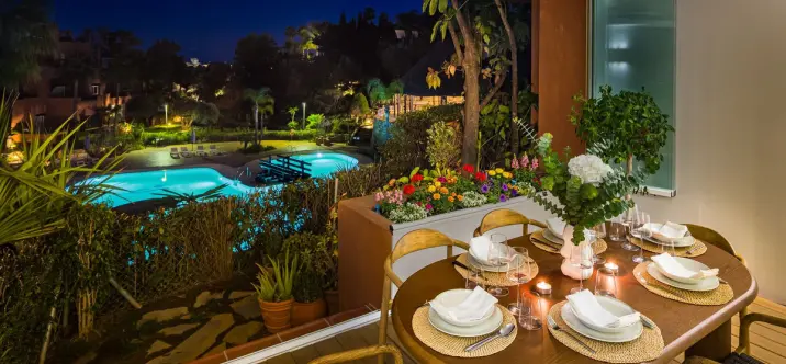 Venta de apartamento en planta baja en Nueva Andalucía 2