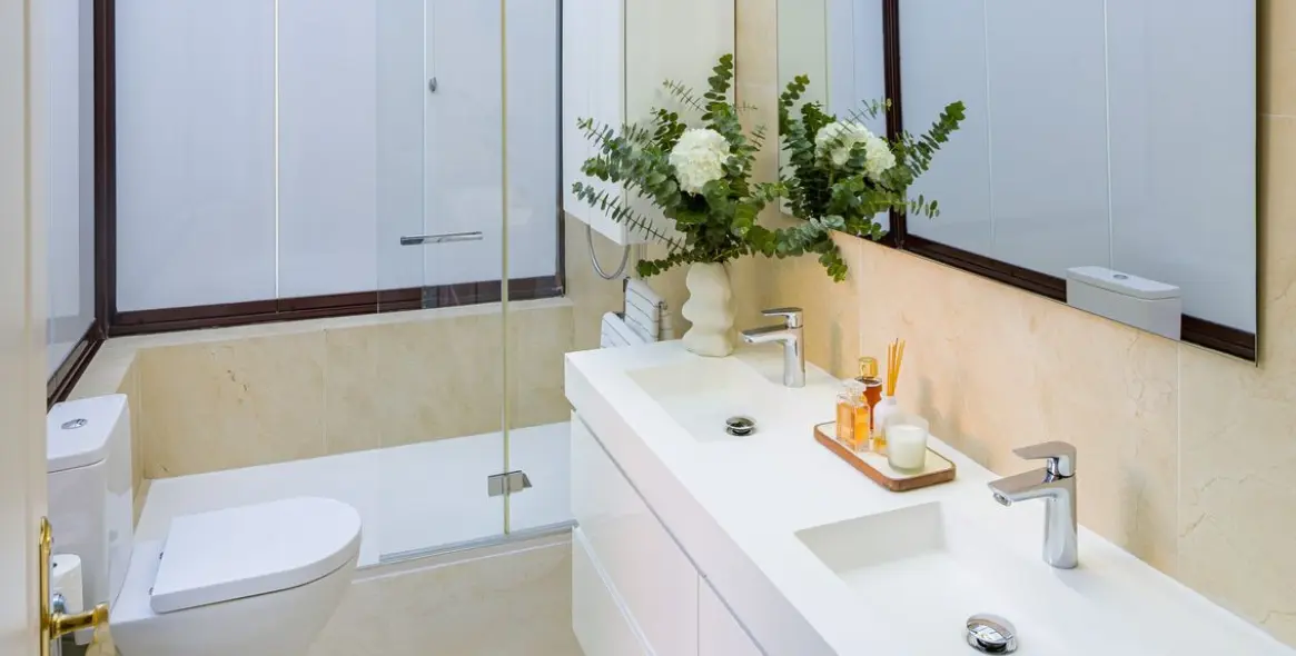 Sale of ground floor apartment in Nueva Andalucía 13