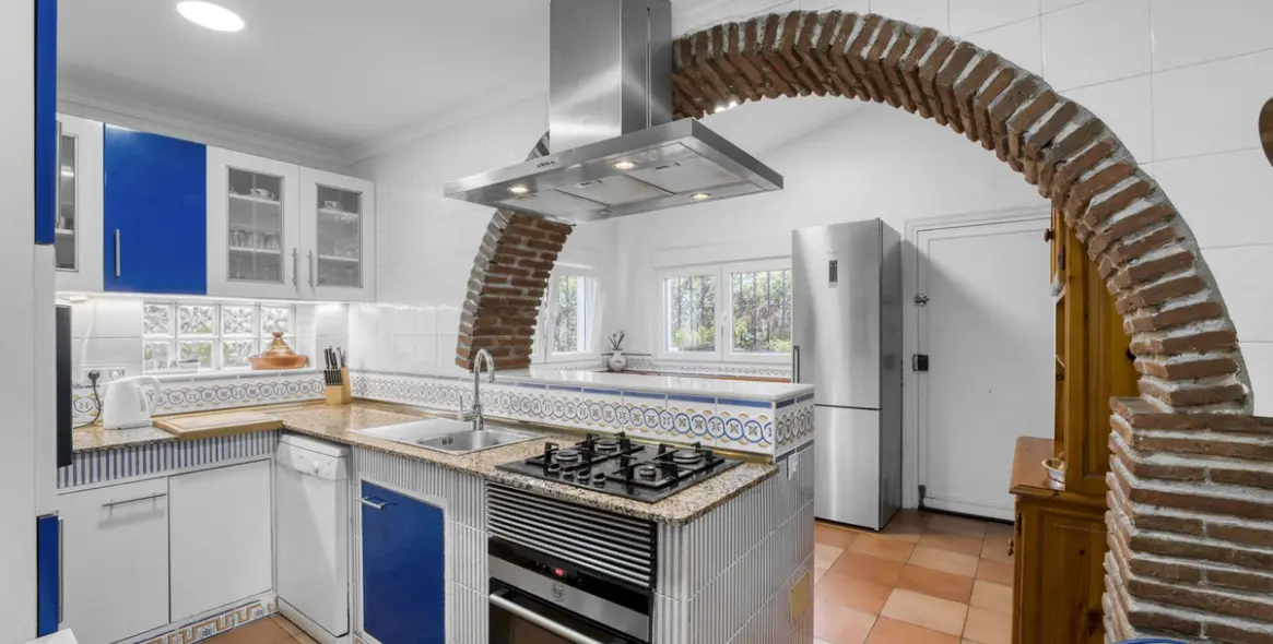 Sale of detached villa in Málaga 12