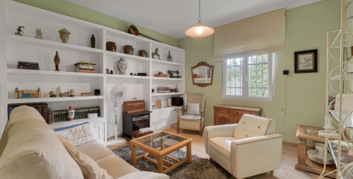 Sale of detached villa in Málaga 20