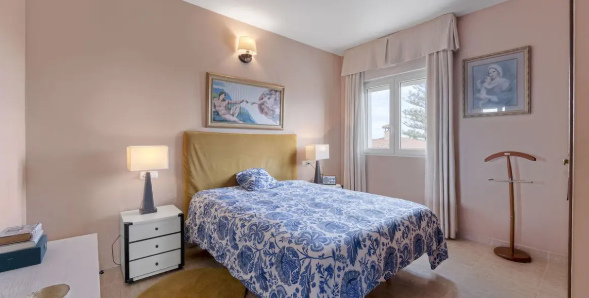 Sale of detached villa in Málaga 29